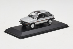 Ford Fiesta XR2 Prateado Minichamps 1:43 400085160 Metal - imagem 2 de 4