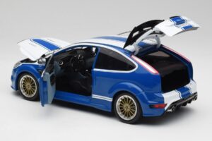 Ford Focus RS Mk2 LM Classic Azul Capri RS2600 Tribute Minichamps 1:18 100080072 Metal - imagem 5 de 8