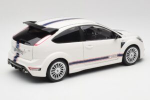 Ford Focus RS Mk2 LM Classic Branco Mk IIb Tribute Minichamps 1:18 100080167 Metal - imagem 3 de 8