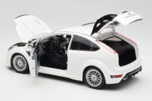 Ford Focus RS Mk2 Branco Minichamps 1:18 100080002 Metal - imagem 5 de 8