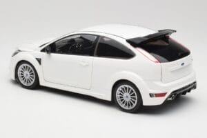 Ford Focus RS Mk2 Branco Minichamps 1:18 100080002 Metal - imagem 7 de 8