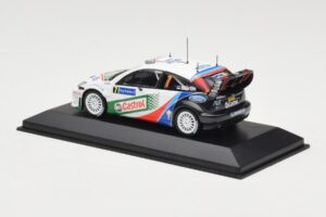 Ford Focus RS WRC #7 M. Martin / M. Park Winner Rally Catalunya 2004 Minichamps 1:43 400048497 Metal - imagem 3 de 4