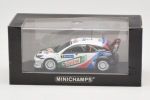 Ford Focus RS WRC #7 M. Martin / M. Park Winner Rally Catalunya 2004 Minichamps 1:43 400048497 Metal - imagem 4 de 4