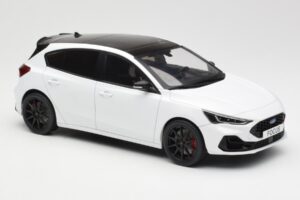 Ford Focus ST Mk4 Frozen Branco MCG 1:18 MCG18453 Metal - imagem 4 de 6
