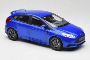 Ford Focus ST Mk2 Blue Metallic Minichamps 1:18 110082001 Metal - imagem 6 de 8