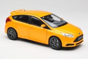 Ford Focus ST Mk2 Tangerine Scream Minichamps 1:18 110082005 Metal - imagem 6 de 8