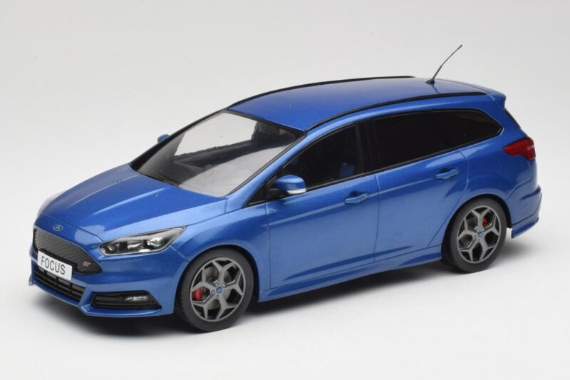 Ford Focus ST Turnier Mk3 Azul MCG 1:18 MCG18465 Metal