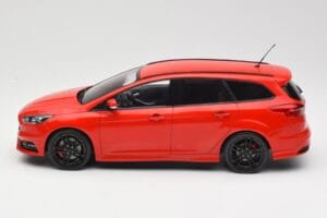Ford Focus ST Turnier Mk3 Race Red MCG 1:18 MCG18466 Metal - imagem 3 de 6