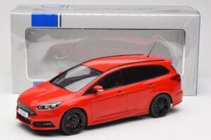Ford Focus ST Turnier Mk3 Race Red MCG 1:18 MCG18466 Metal - imagem 6 de 6