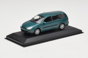 Ford Focus Mk1 Turnier Verde Minichamps 1:43 FOCUS003 Metal - imagem 2 de 5