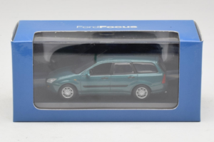 Ford Focus Mk1 Turnier Verde Minichamps 1:43 FOCUS003 Metal - imagem 5 de 5