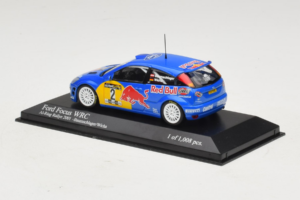 Ford Focus WRC #2 R. Baumgartner / B. Wichs Red Bull Rally Austria 2001 Minichamps 1:43 430008907 Metal - imagem 3 de 5