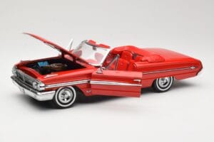Ford Galaxie 500 Cabriolet Vermelho Sun Star 1:18 1420 Metal - imagem 2 de 8