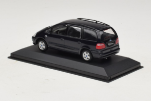Ford Galaxy Mk2 Preto Minichamps 1:43 GALAXY002 Metal - imagem 3 de 4