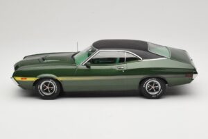 Ford Gran Torino Sport Verde IXO 1:18 18CMC185 Metal - imagem 3 de 6