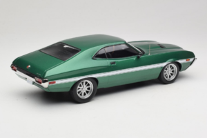 Ford Gran Torino Sport Green Metallic IXO 1:18 18CMC264 Metal - imagem 2 de 6