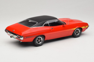 Ford Gran Torino Sport Vermelho IXO 1:18 18CMC263 Metal - imagem 2 de 6
