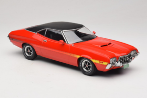 Ford Gran Torino Sport Vermelho IXO 1:18 18CMC263 Metal - imagem 4 de 6
