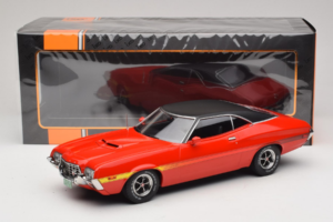 Ford Gran Torino Sport Vermelho IXO 1:18 18CMC263 Metal - imagem 6 de 6