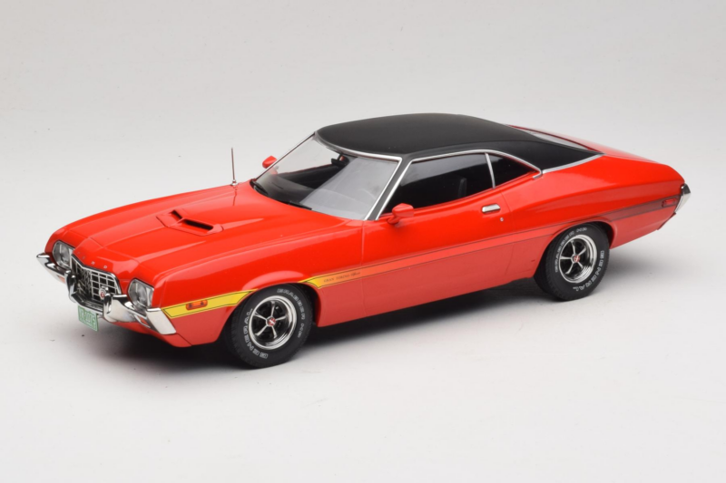 Ford Gran Torino Sport Vermelho IXO 1:18 18CMC263 Metal
