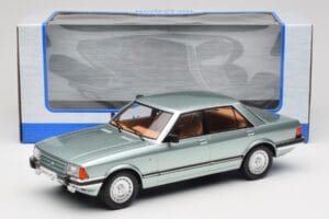 Ford Granada Mk2 2.8 Ghia Light Green Metallic MCG 1:18 MCG18535 Metal - imagem 6 de 6