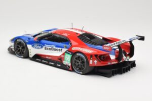 Ford GT GTE #68 D. Muller / J. Hand / S. Bourdais Chip Ganassi Racing LMGTE Pro 24 Hours of Le Mans 2016 Winner Minichamps 1: - imagem 5 de 6