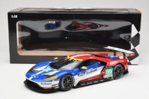 Ford GT GTE Chip Ganassi USA #69 R. Briscoe / R. Westbrook / S. Dixon 24 Hours of Le Mans 2016 Minichamps 1:18 155168669 Meta - imagem 6 de 6