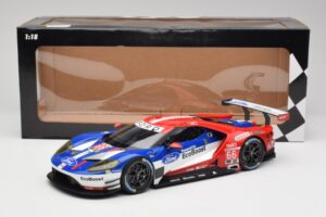 Ford GT #68 D. Muller / J. Hand / S. Bourdais LMGTE Pro Winner 24 Hours of Le Mans 2016 Minichamps 1:18 4012138143098 Metal - imagem 6 de 6