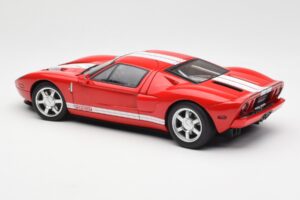 Ford GT Vermelho AUTOart 1:18 73021 Metal - imagem 7 de 8