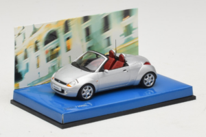 Ford Ka Cabriolet Prata Minichamps 1:43 403086434 Metal - imagem 2 de 4