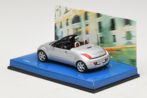 Ford Ka Cabriolet Prata Minichamps 1:43 403086434 Metal - imagem 3 de 4