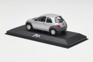 Ford Ka Mk1 Cinzento Prata Minichamps 1:43 130248 Metal - imagem 3 de 4