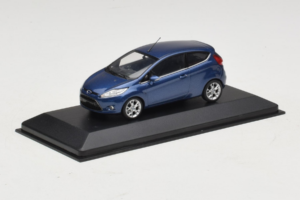 Ford Ka Dark Blue Metallic Minichamps 1:43 FORD004 Metal - imagem 2 de 4