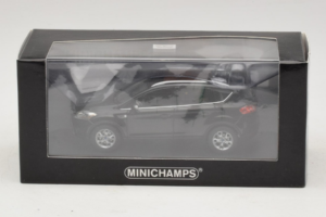 Ford Kuga Black Metallic Minichamps 1:43 400087202 Metal - imagem 4 de 4