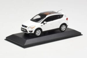 Ford Kuga Mk1 Branco Minichamps 1:43 KUGA001 Metal - imagem 2 de 4