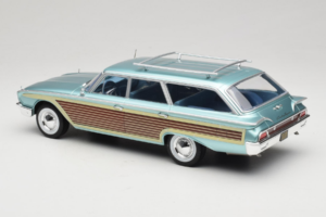 Ford Country Squire Azul MCG 1:18 MCG18049 Metal - imagem 5 de 6