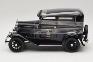 Ford Model A Tudor Police Car Motor City 1:18 43008 Metal - imagem 3 de 6
