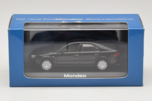 Ford Mondeo Mk3 Preto Minichamps 1:43 MONDEO004 Metal - imagem 4 de 4