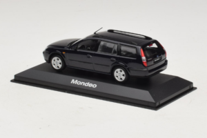 Ford Mondeo Mk3 Touring Preto Minichamps 1:43 MONDEO003 Metal - imagem 3 de 4