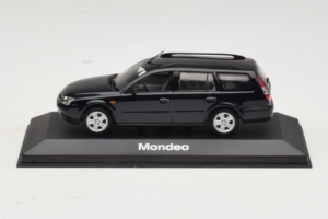 Ford Mondeo Mk3 Touring Preto Minichamps 1:43 MONDEO003 Metal