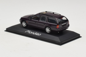 Ford Mondeo Mk1 Turnier Dark Blue Metallic Minichamps 1:43 43306312 Metal - imagem 3 de 4