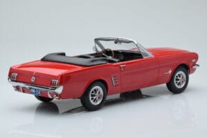 Ford Mustang Cabriolet Vermelho Norev 1:18 182810 Metal - imagem 2 de 6