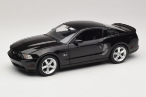 Ford Mustang GT Preto Drive Movie GreenLight 1:18 13609 Metal