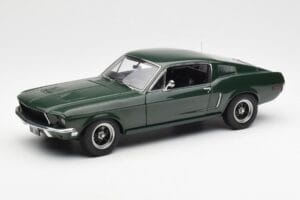 Ford Mustang GT Bullitt Verde AUTOart 1:18 72812 Metal