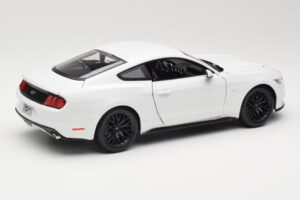 Ford Mustang GT S550 Branco Maisto 1:18 31197 Metal - imagem 3 de 8