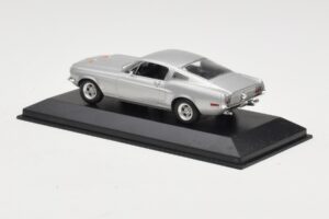 Ford Mustang GT Prateado Minichamps 1:43 FORD001 Metal - imagem 3 de 4