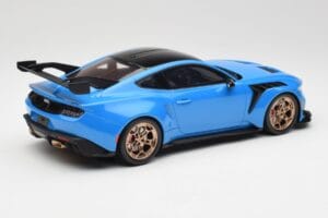 Ford Mustang GTD Antimatter Blue Metallic GT Spirit 1:18 GT473 Resina - imagem 2 de 6