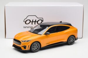 Ford Mustang Mach-E GT Performance Cyber Laranja Otto 1:18 OT983 Resina - imagem 6 de 6
