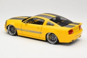 Ford Mustang S197 Cesam by Parotech Amarelo Norev 1:18 182700 Metal - imagem 7 de 8