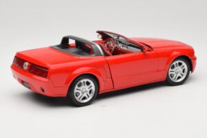 Ford Mustang S197 GT Cabriolet Vermelho Beanstalk Group 1:18 FOR10016R Metal - imagem 3 de 8